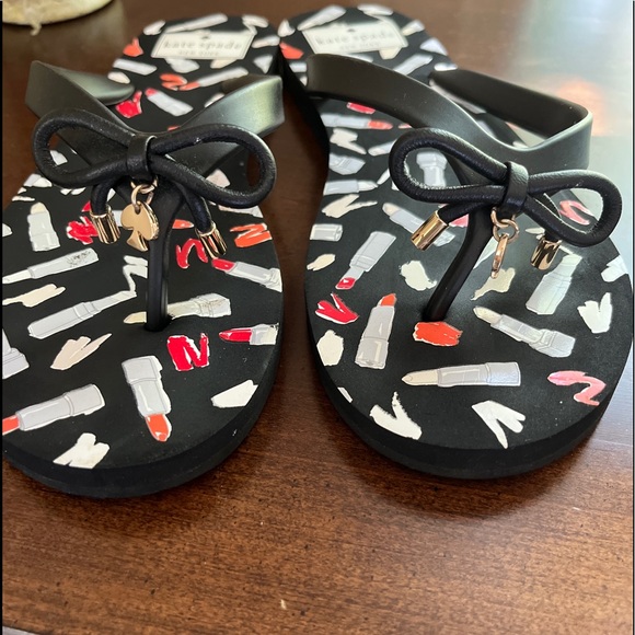 Kate Spade Black Multi Nova Lipstick Print Flip Flop Thong Sandals - Picture 7 of 15